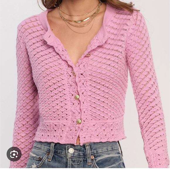 Heartloom Sweaters - Heartloom Pink Knit Novella With Gold Accent Cotton Feminine Coquette Cardigan M